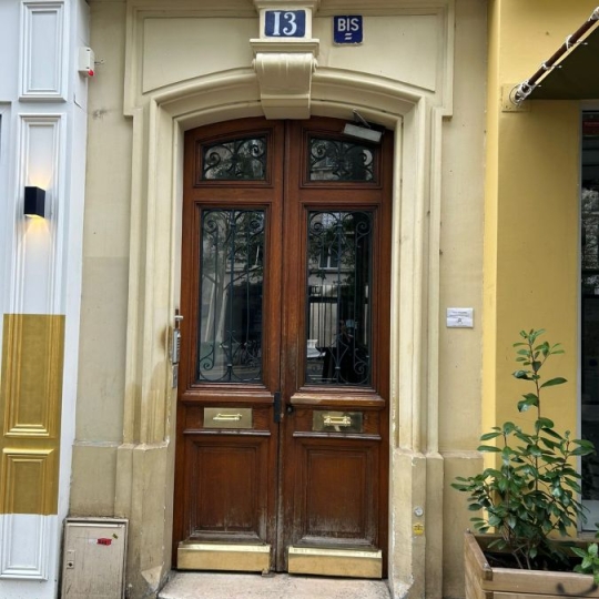  Annonces NOISYLEGRAND : Appartement | PARIS (75011) | 22 m2 | 210 000 € 